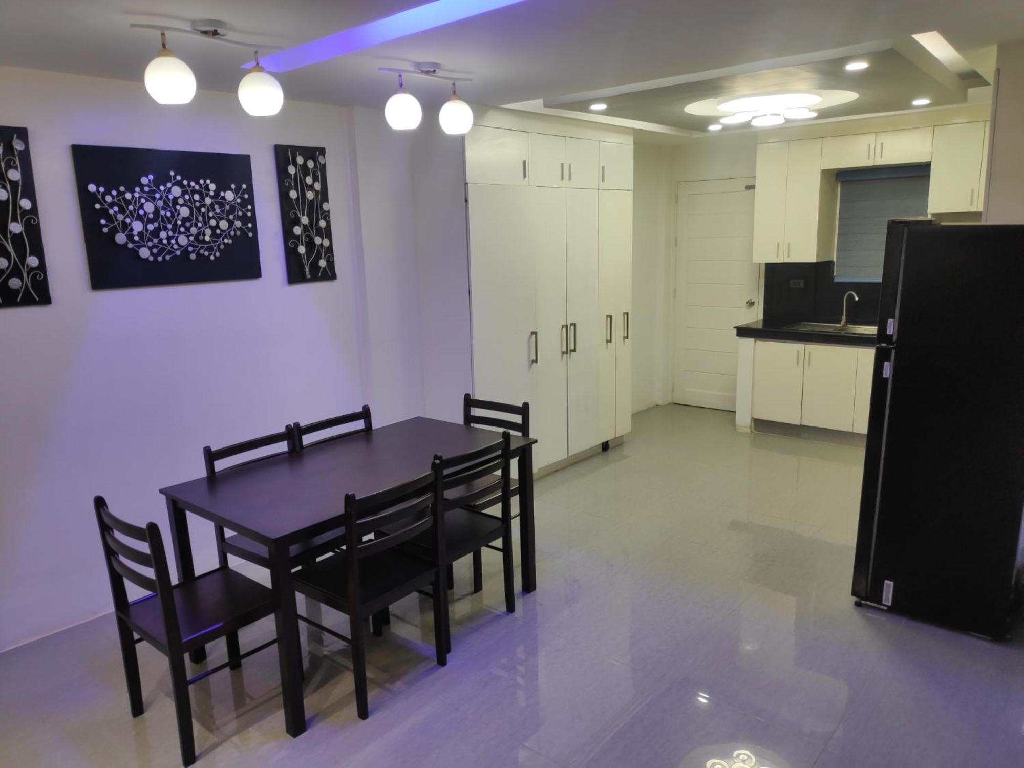 Tagaytay Staycation By Naya And Darla W Free Swimming Pool, Wifi & Netflix Tagaytay City Eksteriør bilde