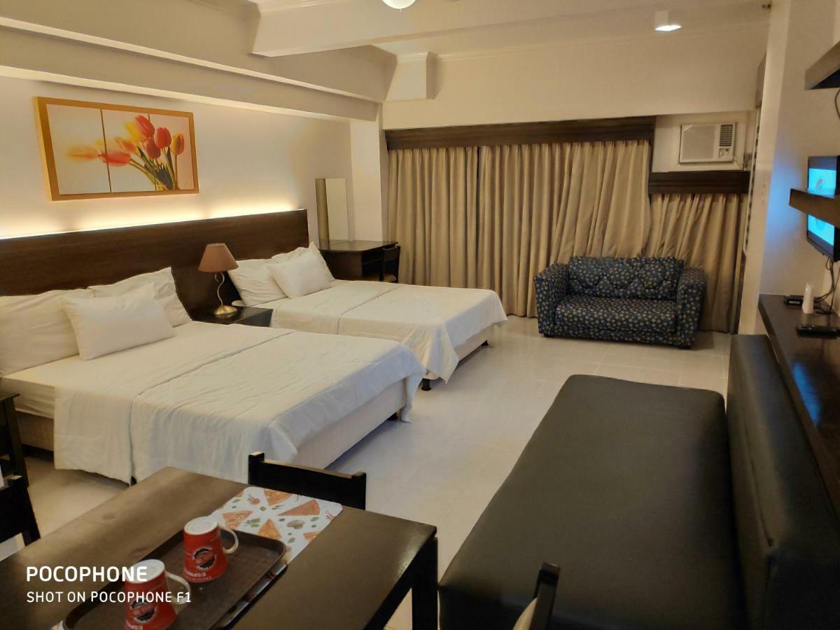 Tagaytay Staycation By Naya And Darla W Free Swimming Pool, Wifi & Netflix Tagaytay City Eksteriør bilde